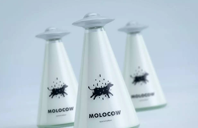 02 Milch in einem UFO
