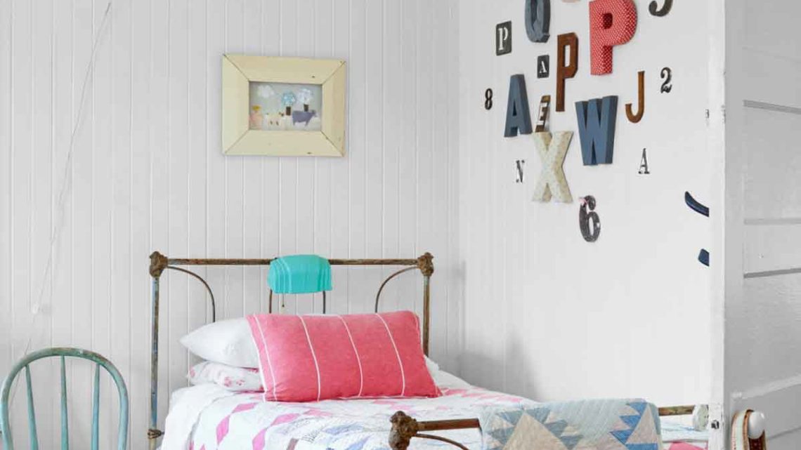 Choosing the Best Japanese Floor Lamps