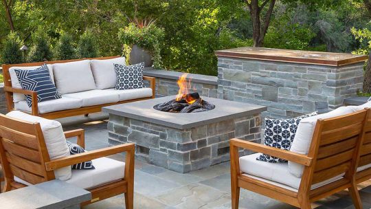 Moderne quadratische Deckengestaltung: Ein zeitgemäßes Highlight für Ihr Zuhause