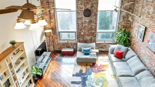 Tom Dixon Melt Gold – Ein eindrucksvolles Stück moderner Kunstbeleuchtung.