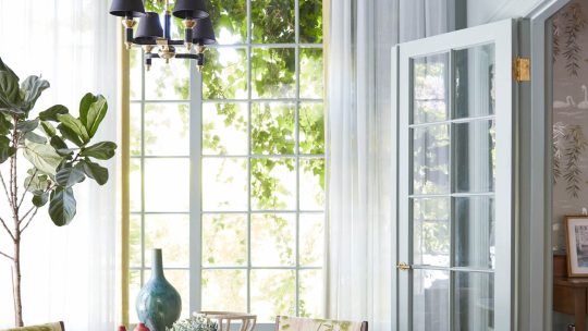 Keramische gefaltete Lampe – Die Kunst der Formgebung und Funktionalität