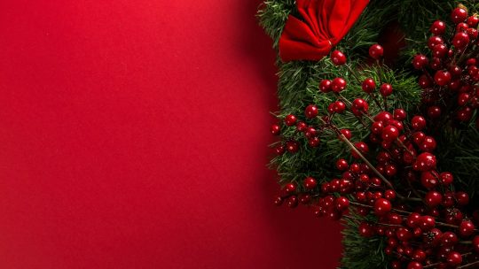 Weihnachtsschmuck: Die Bedeutung von Christbaumschmuck und die Tradition der Weihnachtskugeln