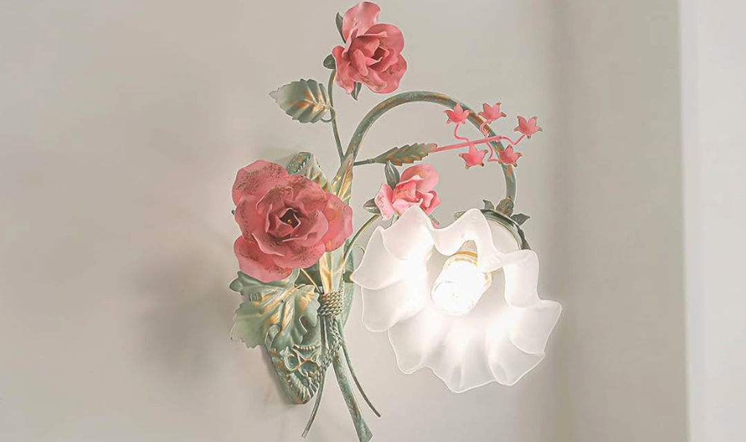 Romantische Blumen-Wandlampe für das Schlafzimmer