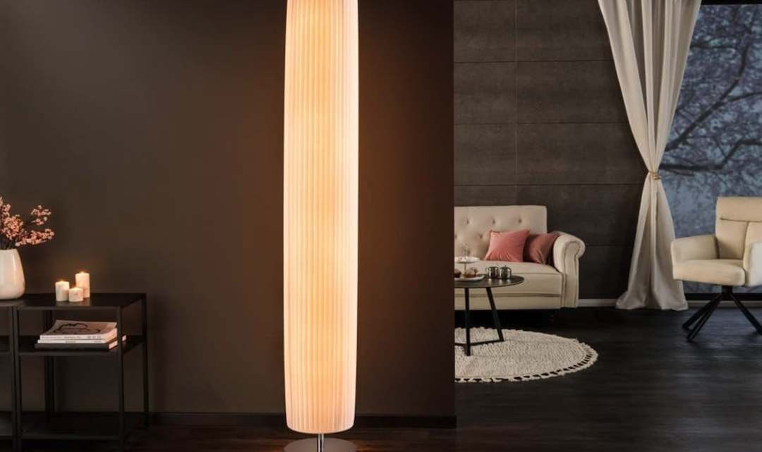 Edler warmer weißer plissierter Seiden-Stehlampe